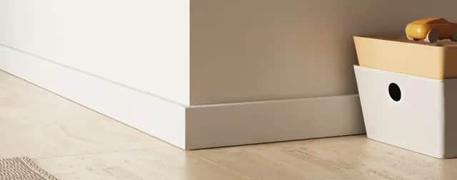 Jak zamontować listwy przypodłogowe PCV - proste błędy, których unikniesz