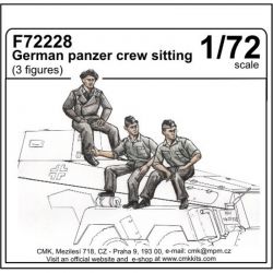 cmk-72228-german-panzer-crew-sitting-1-722